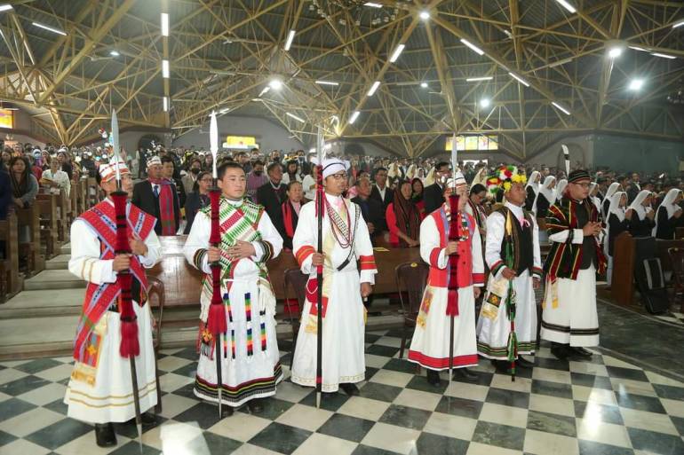 Archbishop Dominic Lumon of Imphal ordained six deacons as Catholic priests at St.  Joseph’s Cathedral, Imphal in the Northeastern Indian state of Manipur on December 19.