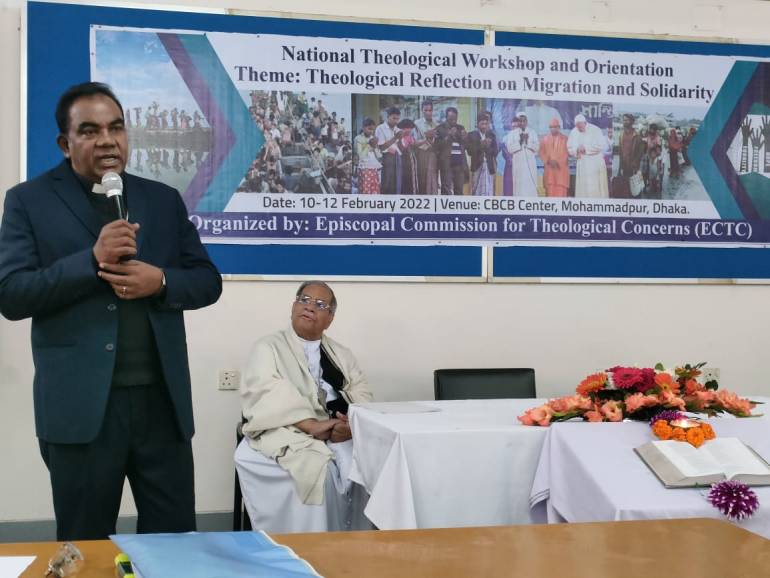 Bangladesh Catholic church brought together laity to look at migration and solidarity with the eyes of faith, based on the Bible. 