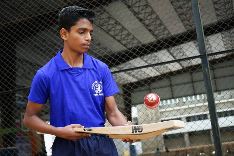 A 16-year-old student at a Catholic school in south India on February 5 attempted two Guinness World Records.